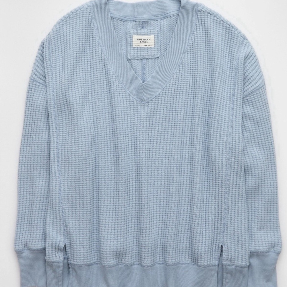 American Eagle Oversized Big Hug V-Neck Waffle Sweatshirt 🪻